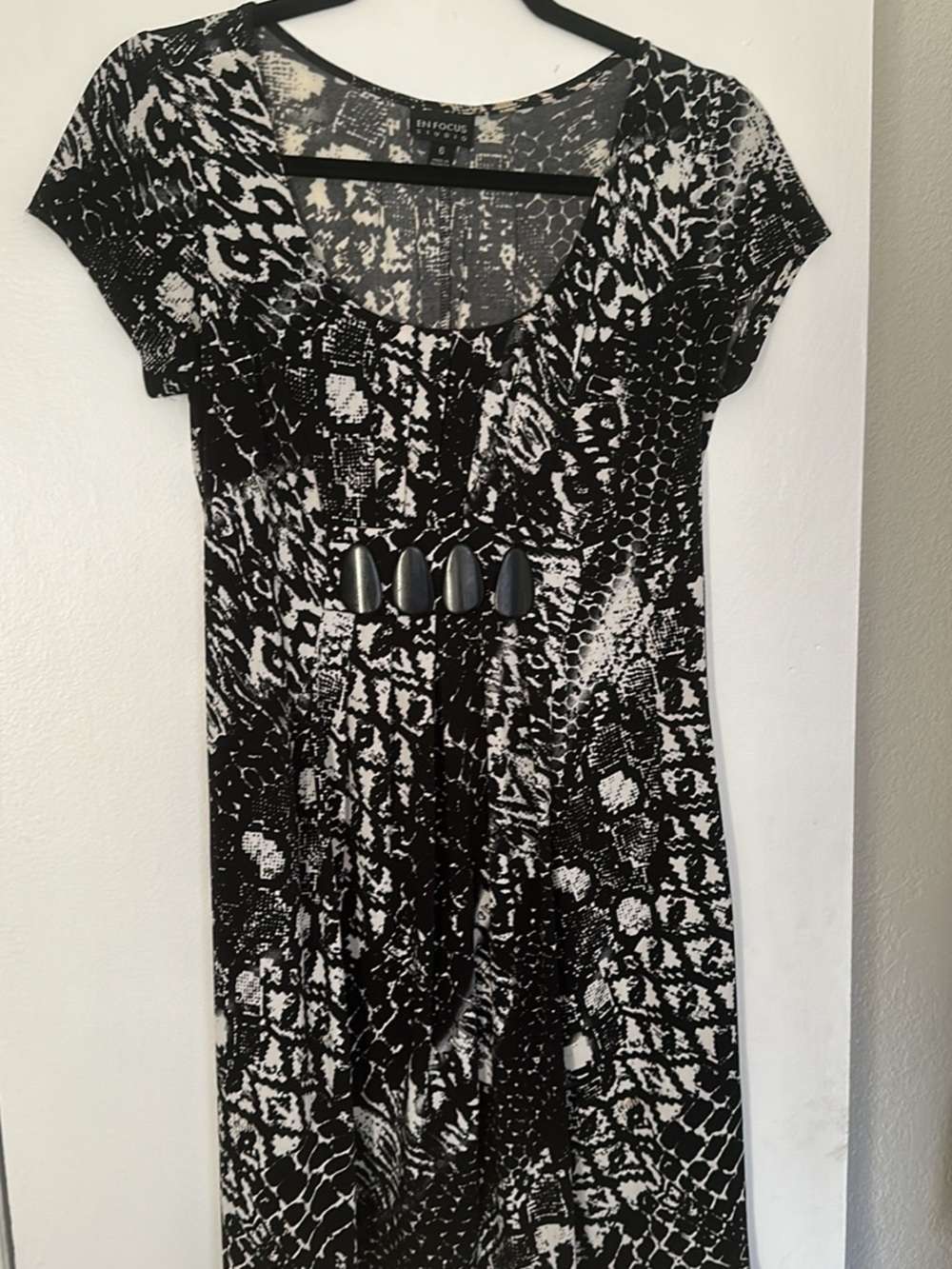 Enfocus Studio Black and White Snake-Print Blouse